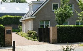R12 B&B